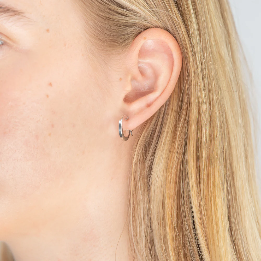 9ct White Gold Splendid Hoop Earrings - Image 2