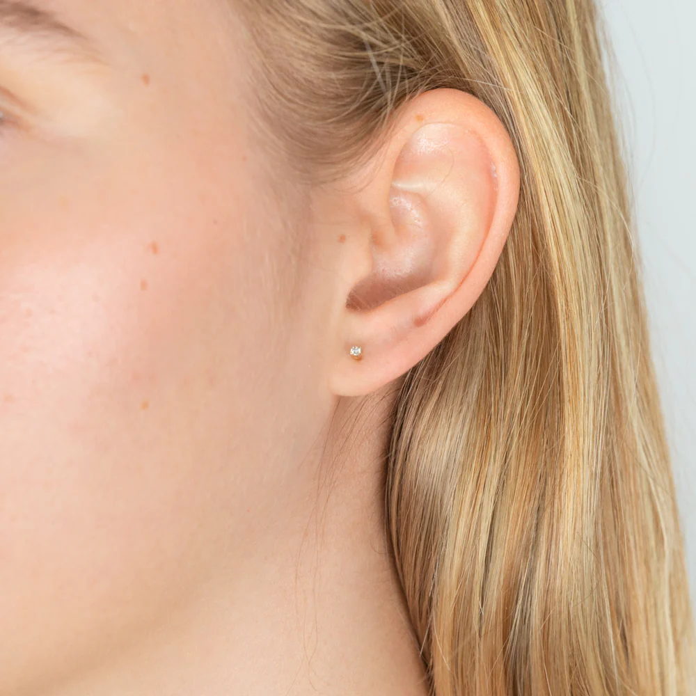 9ct Yellow Gold  0.05 Carat Diamond Stud Earrings - Image 3