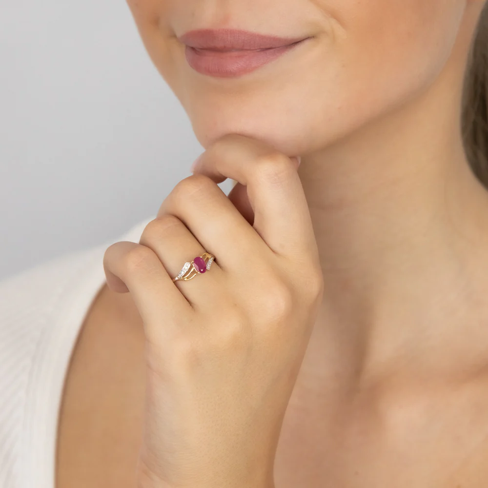 9ct Yellow Gold 0.65 Carat Natural Ruby & Diamonds Ring - Image 3
