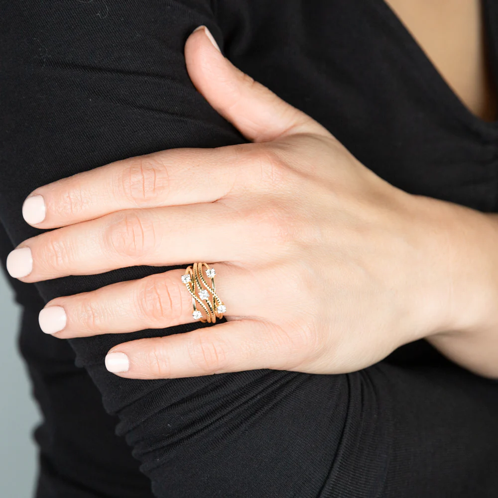 9ct Yellow Gold 1/2 Carat Lab Grown Diamond Rope Effect Dress Ring - Image 3