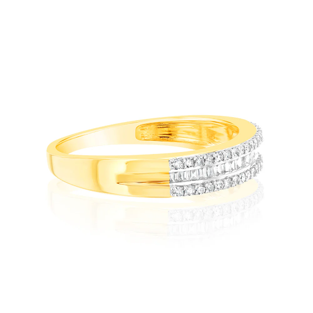 9ct Yellow Gold 1/3 Carat Diamond Ring with Channel Set Baguettes and Claw Set Round Brilliant Side Diamonds - Image 2