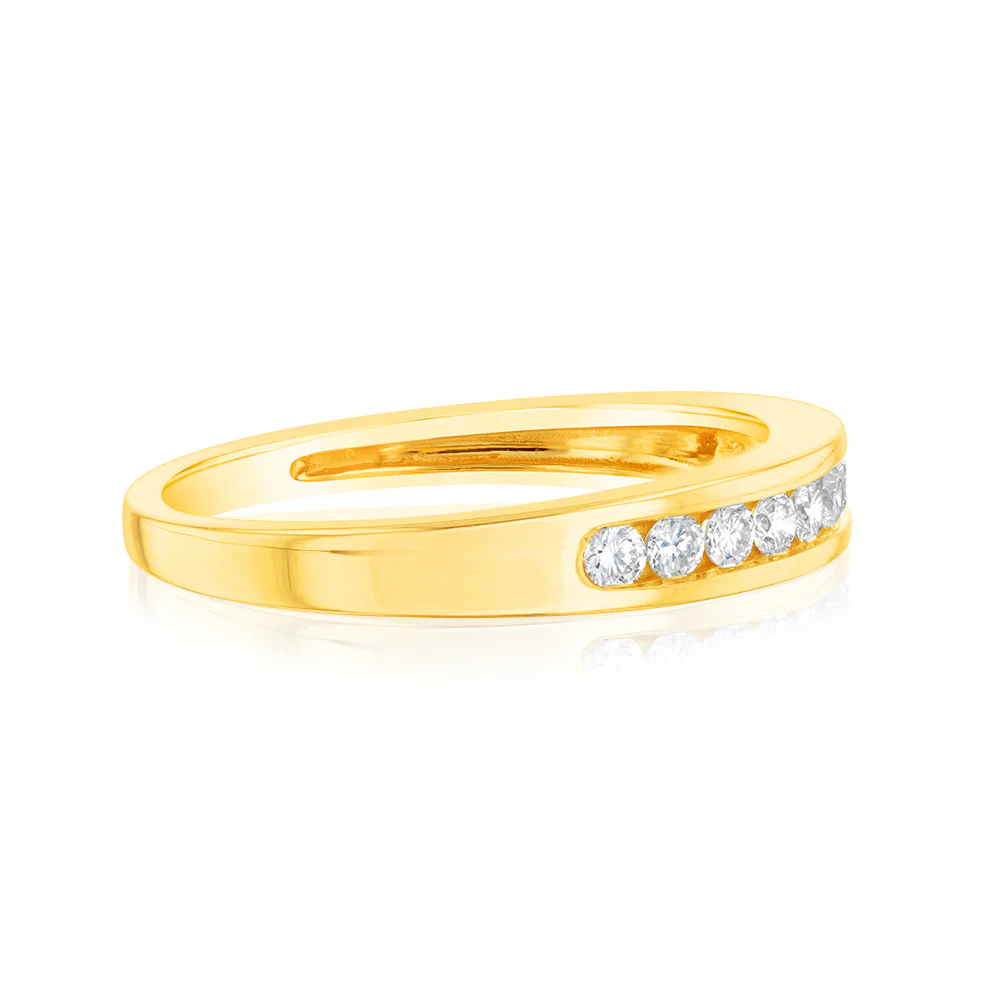 9ct Yellow Gold 1/4 Carat Diamond Eternity Ring with 10 Brilliant Diamonds - Image 2