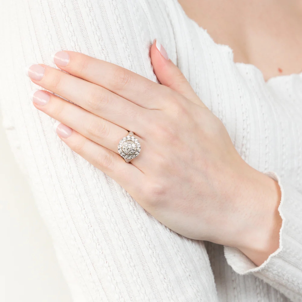 9ct Yellow Gold 1/5 Carat Diamond Disc Dress Ring - Image 2