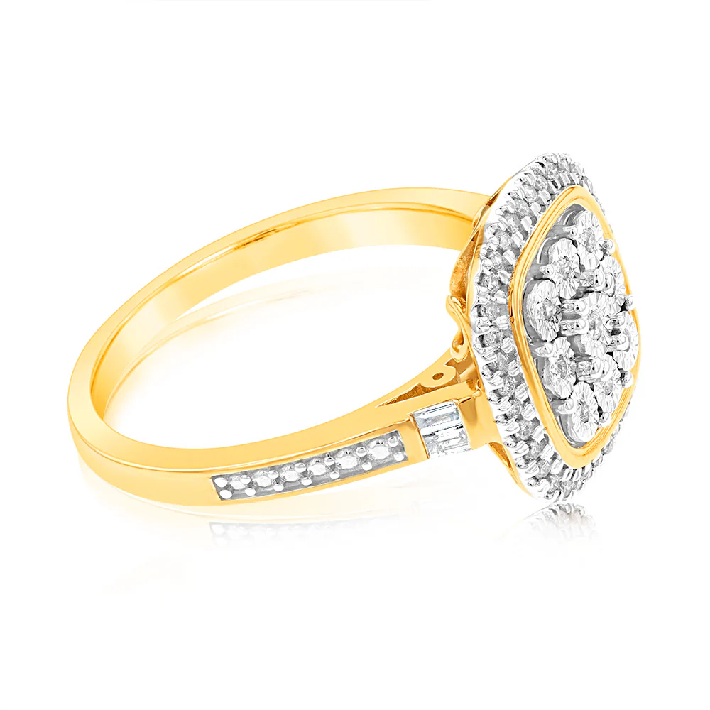 9ct Yellow Gold 1/6 Carat Diamond Dress Ring - Image 2