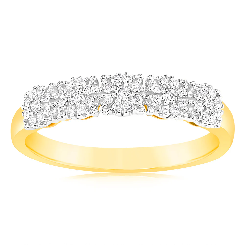 9ct Yellow Gold 1/6 Carat Diamond Ring with 45 Brilliant Cut Diamonds - Image 2