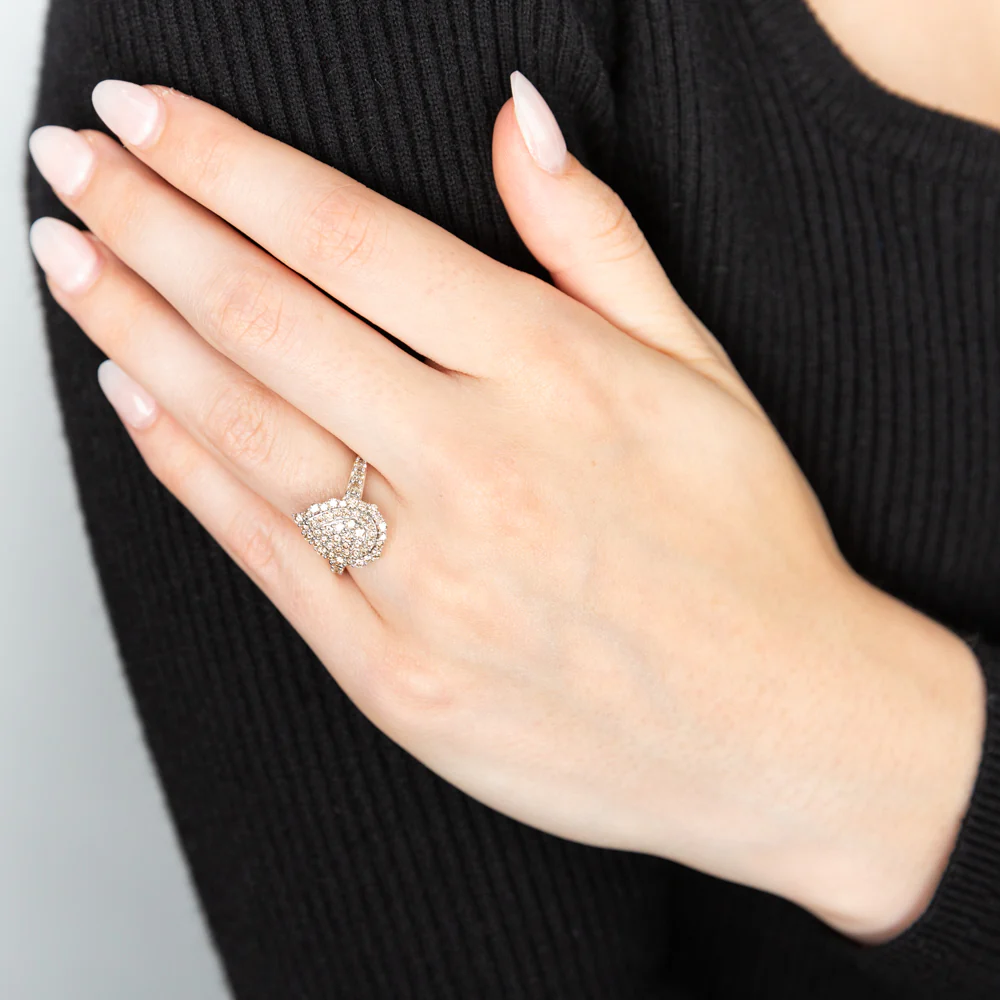 9ct Yellow Gold 1 Carat Diamond Pear Shape Cluster Ring - Image 3