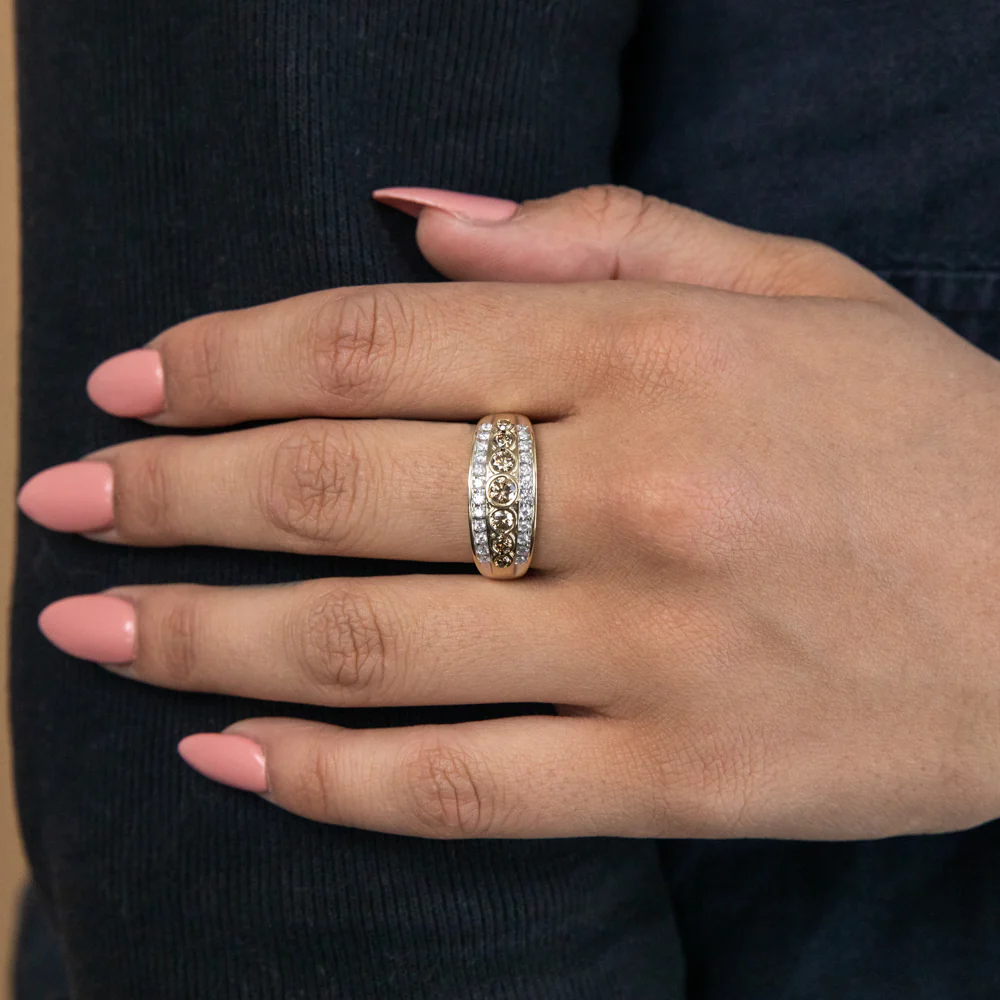 9ct Yellow Gold 1 Carat Diamond Ring with Australian Diamonds - Image 3