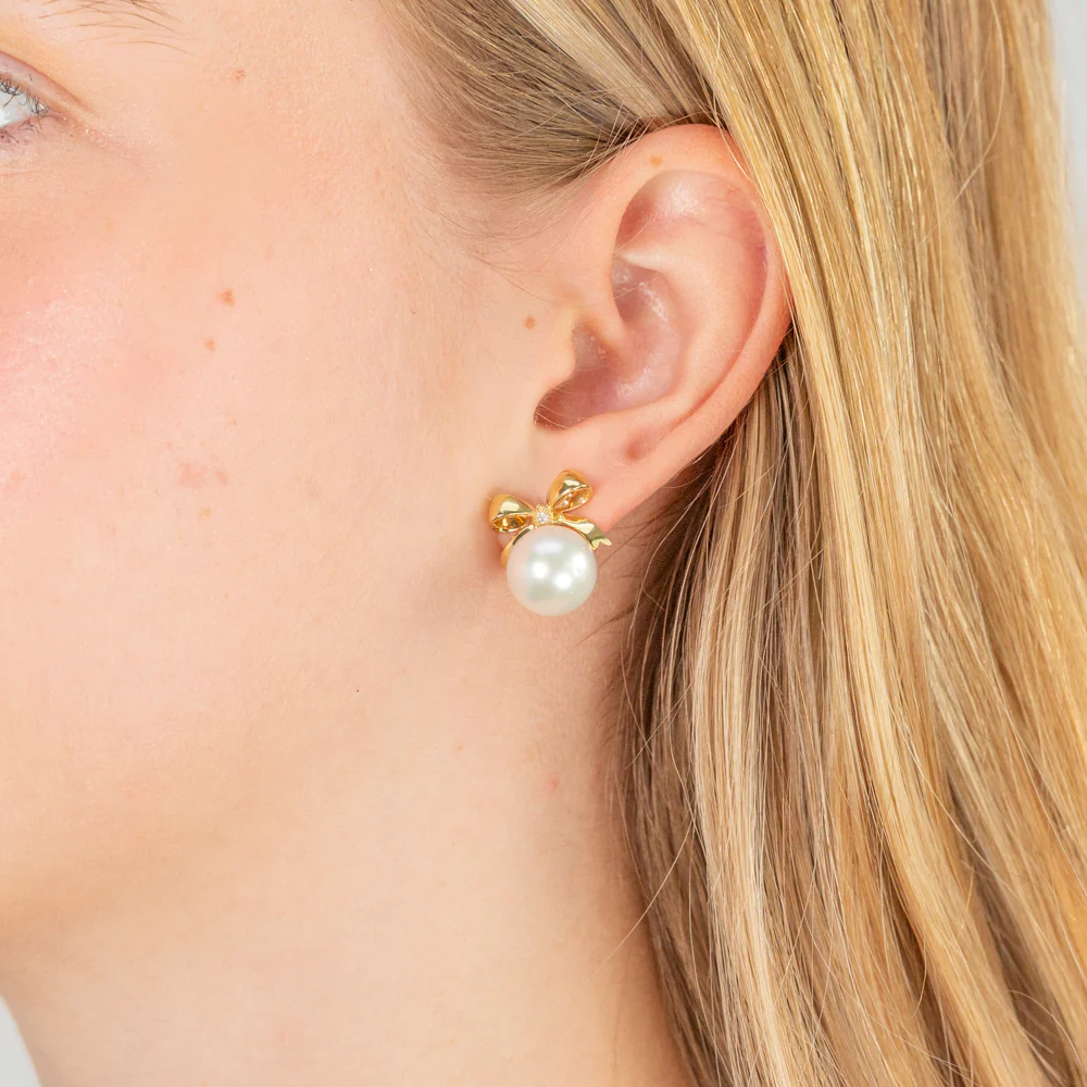 9ct Yellow Gold 11.5-12mm White South Sea Pearl and Diamond Bow Studs - Image 2