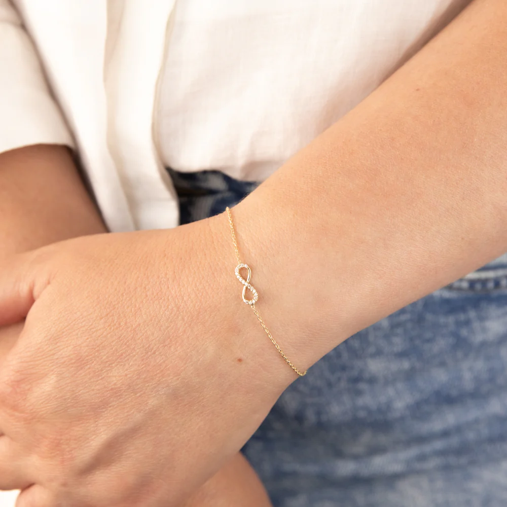 9ct Yellow Gold 19.10cm Zirconia Infinity Bracelet - Image 3
