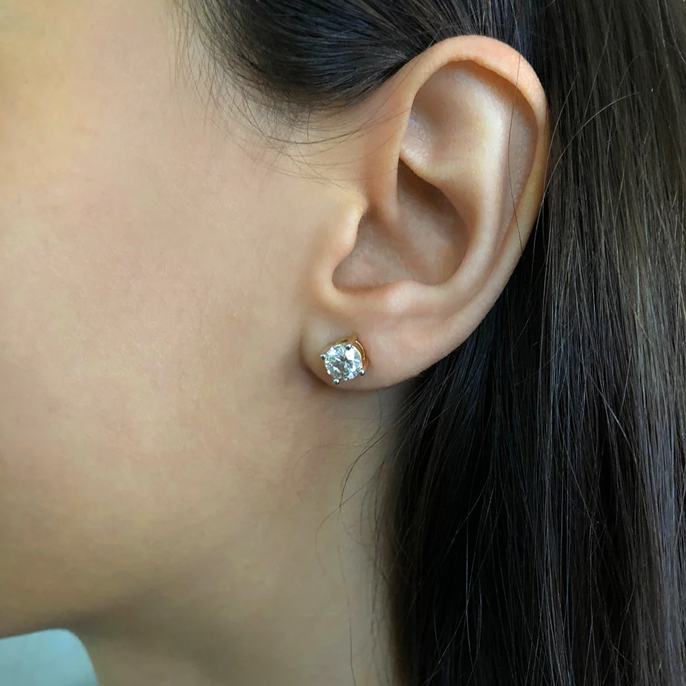9ct Yellow Gold  2.00 Carat Diamond Stud Earrings - Image 3