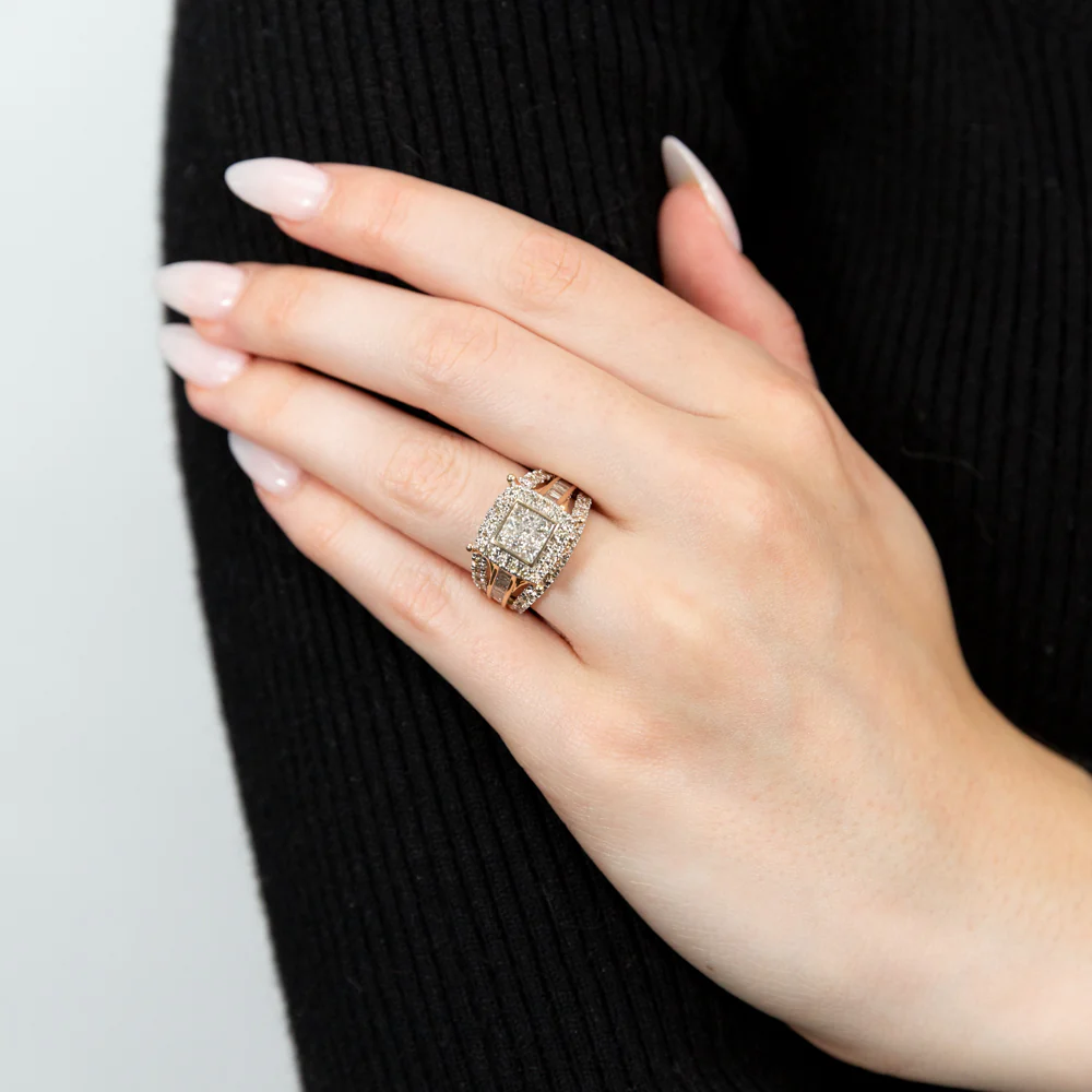 9ct Yellow Gold 2 Carat Diamond Cushion Shape Cluster Ring - Image 2