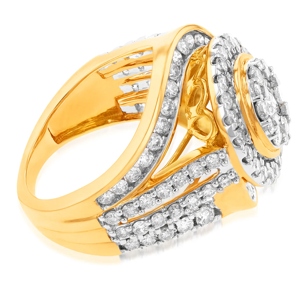 9ct Yellow Gold 2 Carat Diamond Ring with 99 Brilliant Cut Diamonds - Image 3