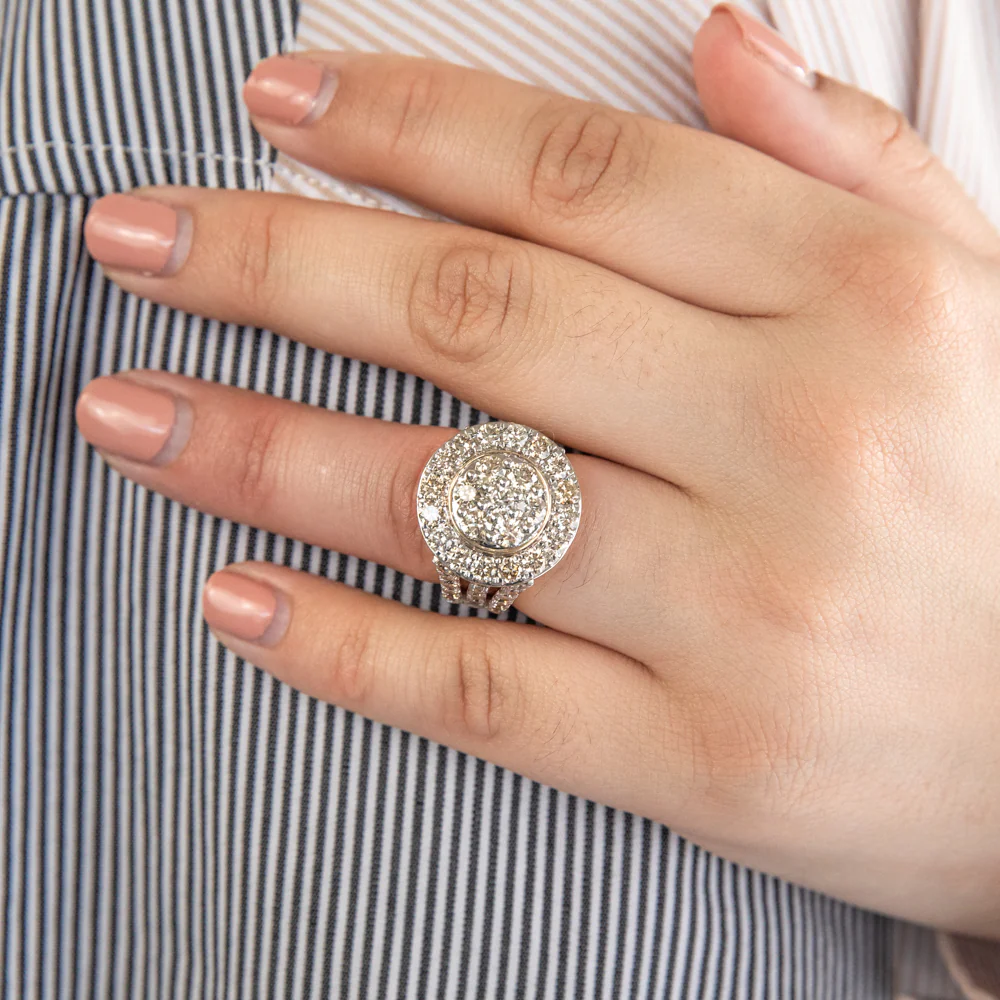 9ct Yellow Gold 4 Carat Diamond Round Shape Cluster Ring - Image 3