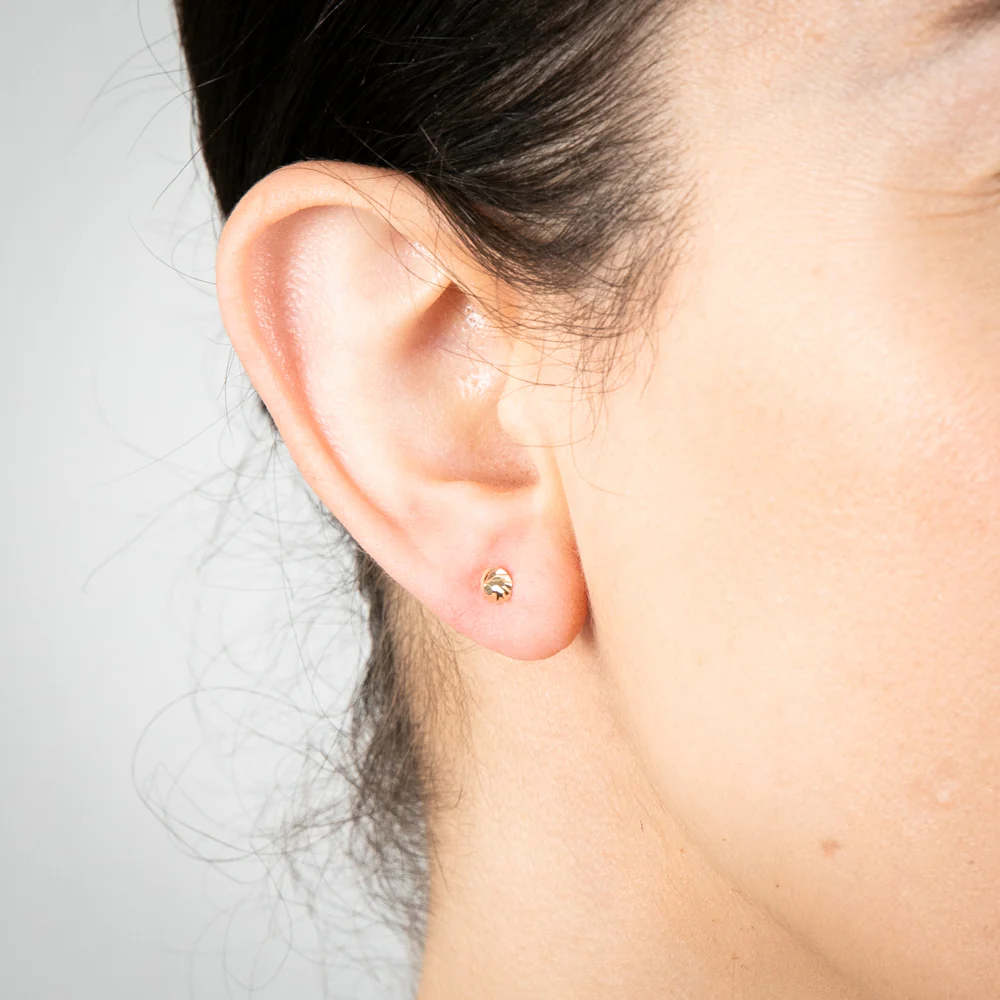 9ct Yellow Gold 4mm Carved Cone Stud Earrings - Image 2