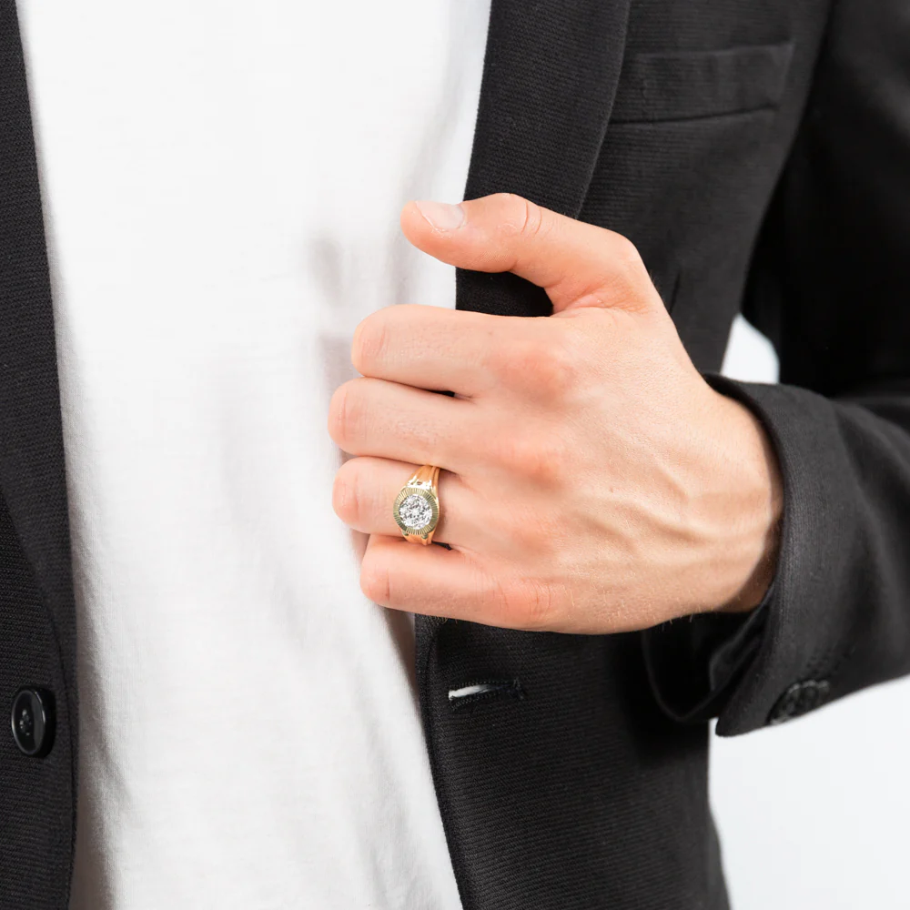 9ct Yellow Gold And Rhodium Gents Diamond Ring - Image 3