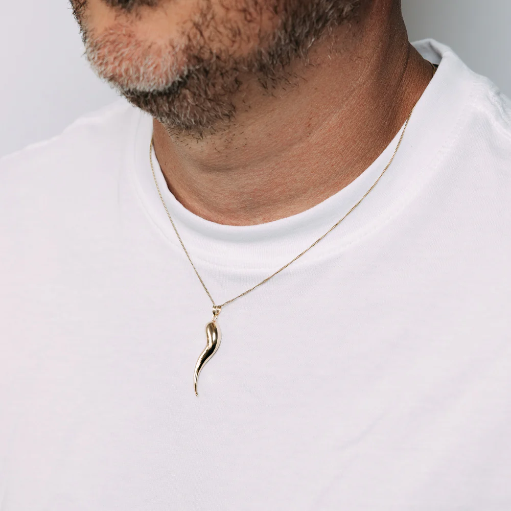 9ct Yellow Gold Chilli Pendant - Image 2