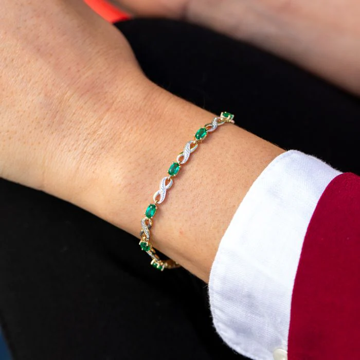 9ct Yellow Gold Created Emerald and Diamond 18cm Infinity Bracelet - Image 2