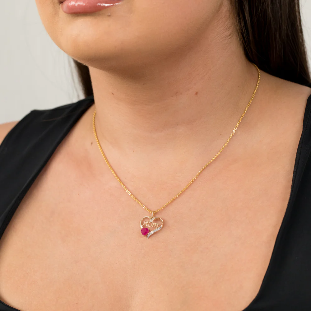 9ct Yellow Gold Created Round Ruby Mum Heart Pendant - Image 2
