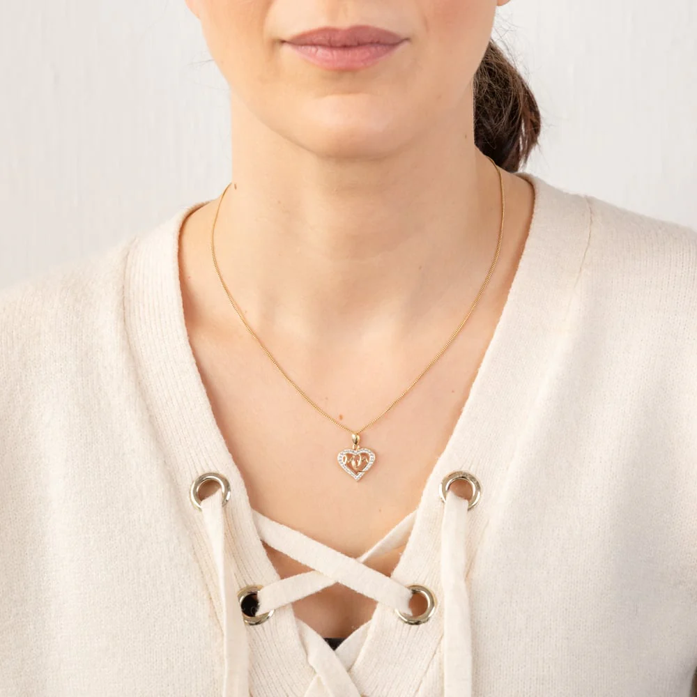 9ct Yellow Gold Crystal Heart Mum Pendant - Image 2