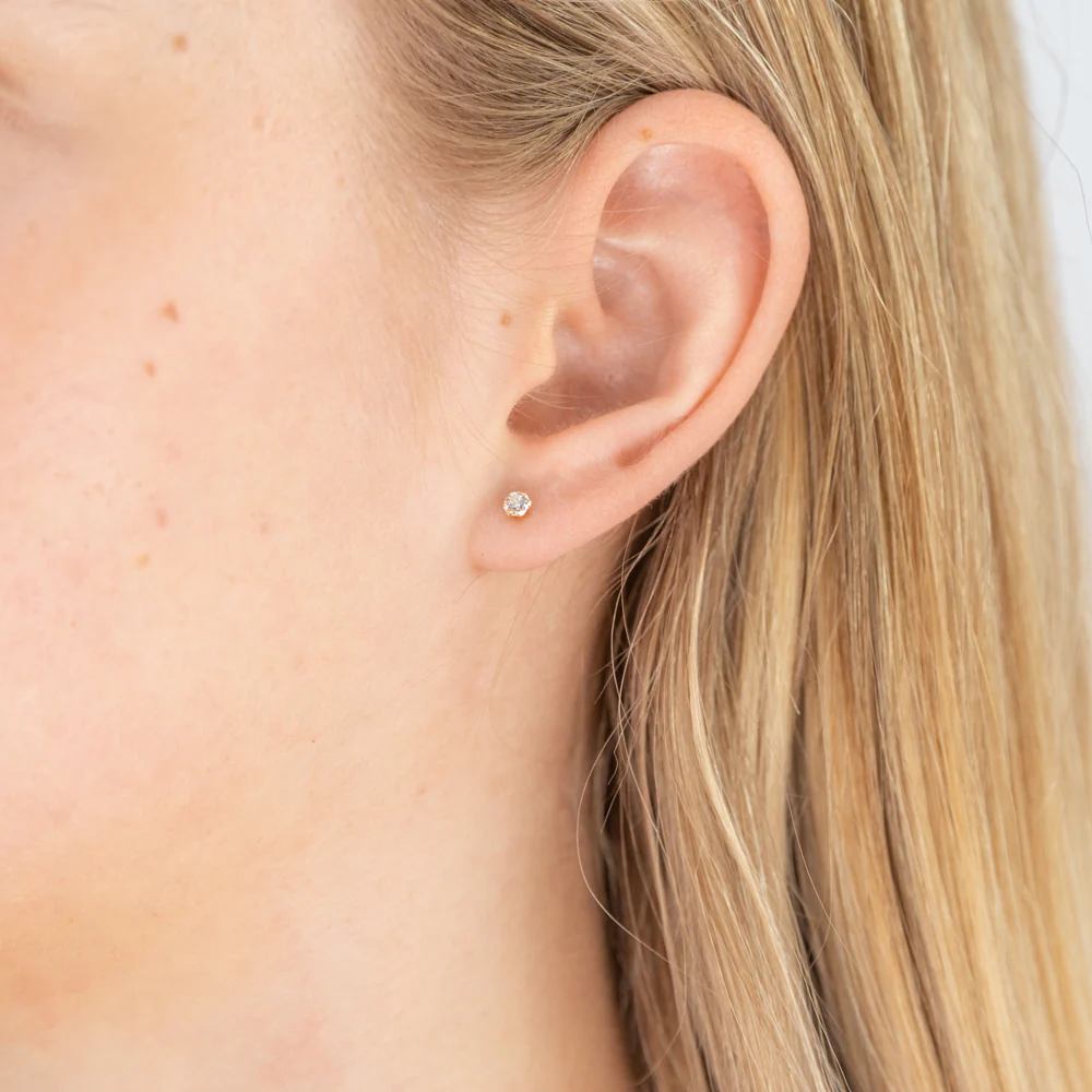 9ct Yellow Gold Cubic Zirconia 3mm 6 Claw Stud Earrings - Image 2