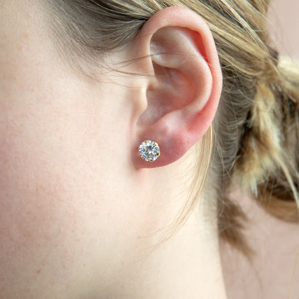 9ct Yellow Gold Cubic Zirconia 8mm 6 Claw Stud Earrings - Image 2