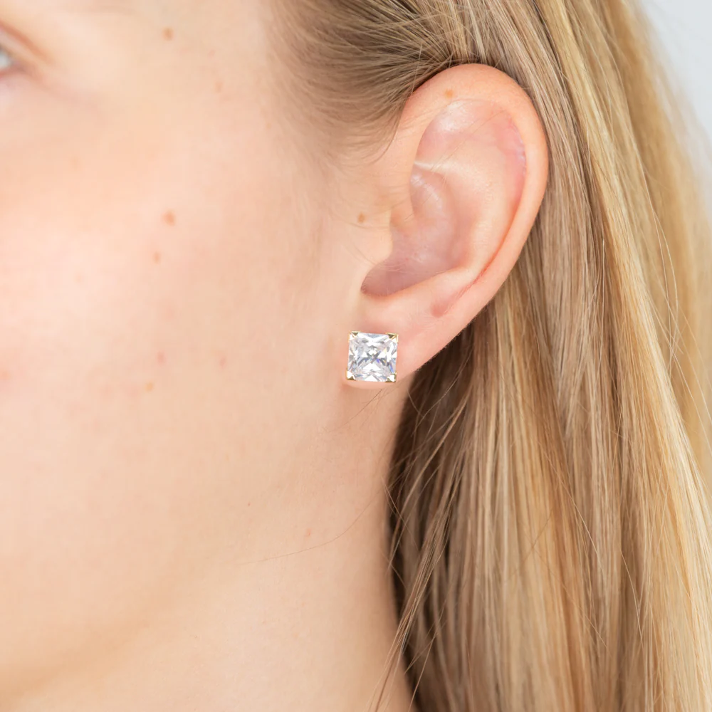 9ct Yellow Gold Cubic Zirconia 8mm Princess Stud Earrings - Image 2