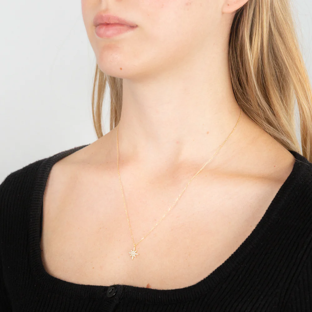 9ct Yellow Gold Cubic Zirconia Northstar Pendant On 45cm Chain - Image 2
