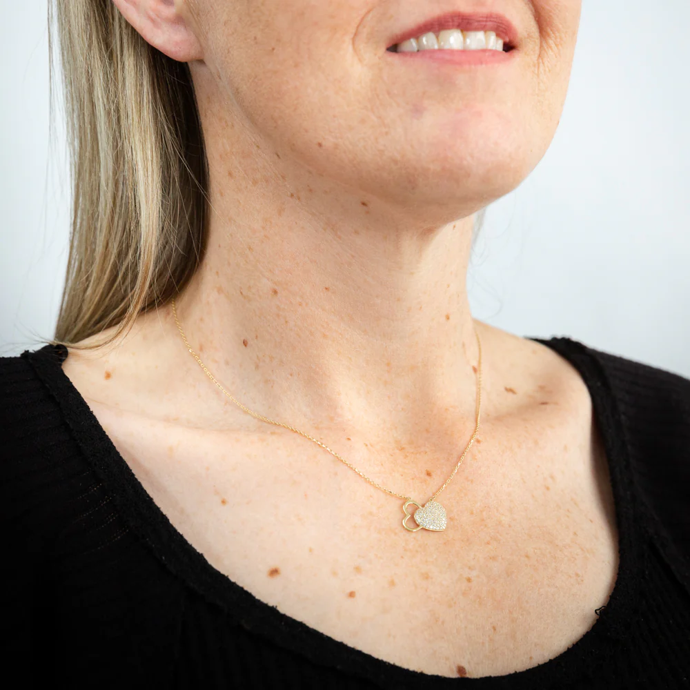 9ct Yellow Gold Cubic Zirconia On Heart Pendant On 43.2cm Chain - Image 2