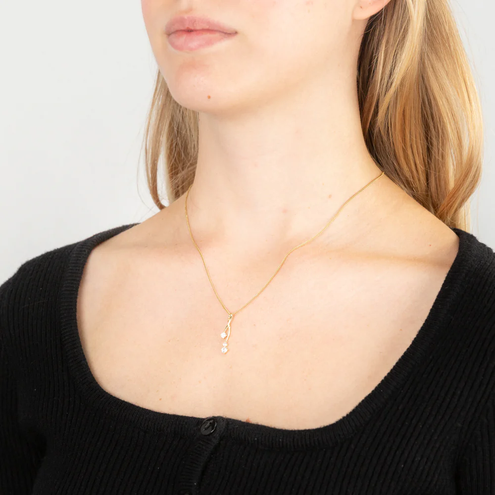9ct Yellow Gold Cubic Zirconia Twist Pendant - Image 2