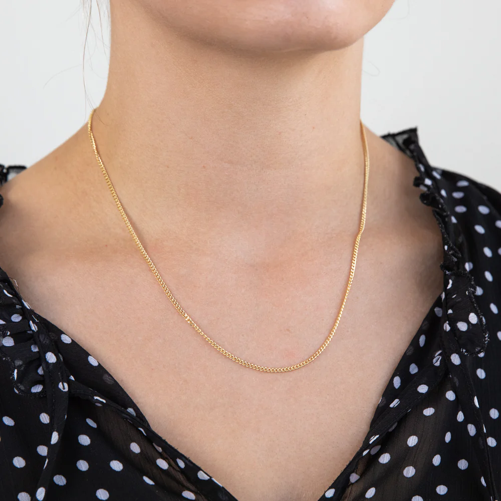 9ct Yellow Gold Curb Chain in 45cm 50 Gauge - Image 4