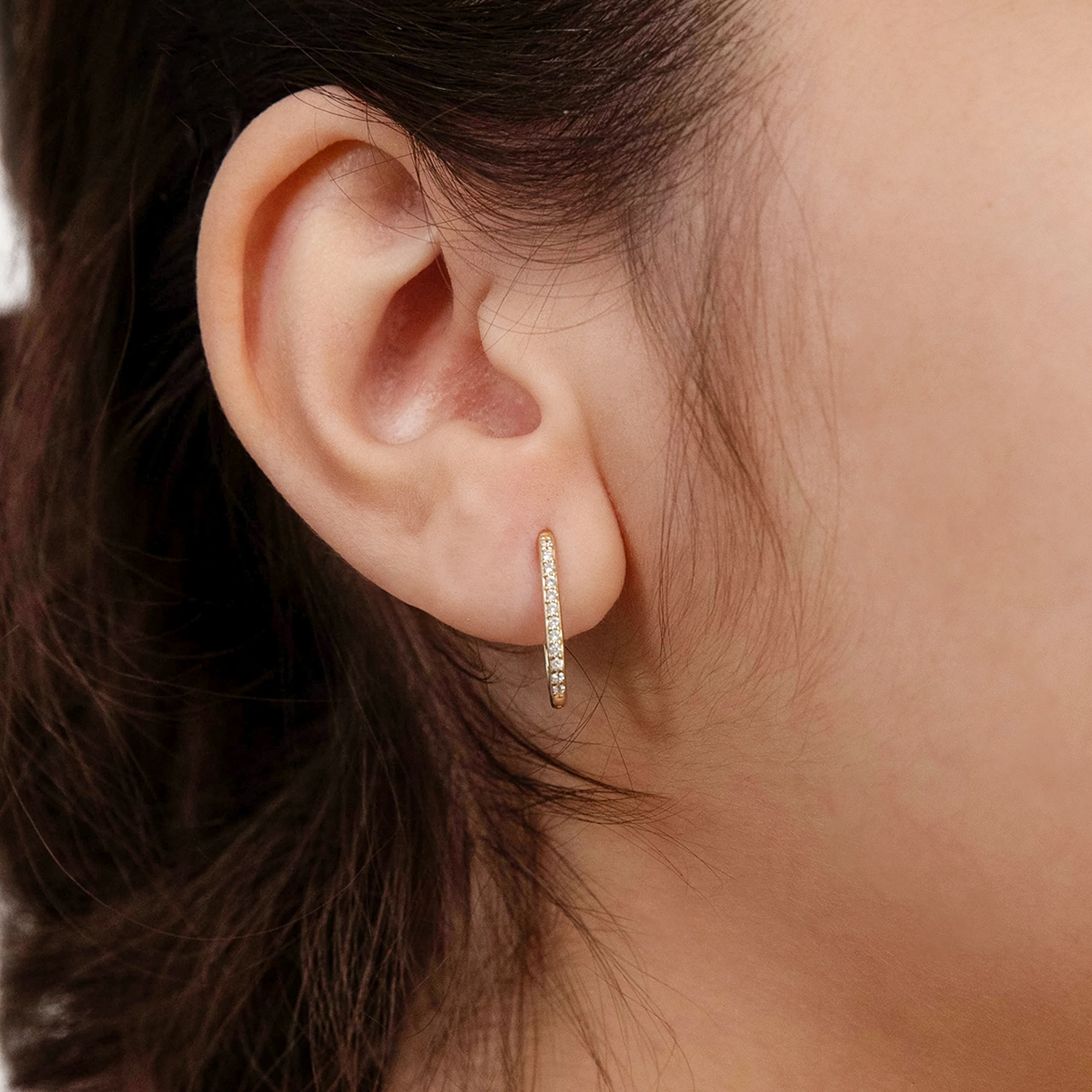 9ct Yellow Gold CZ Rectangular Hoop Earring - Image 2