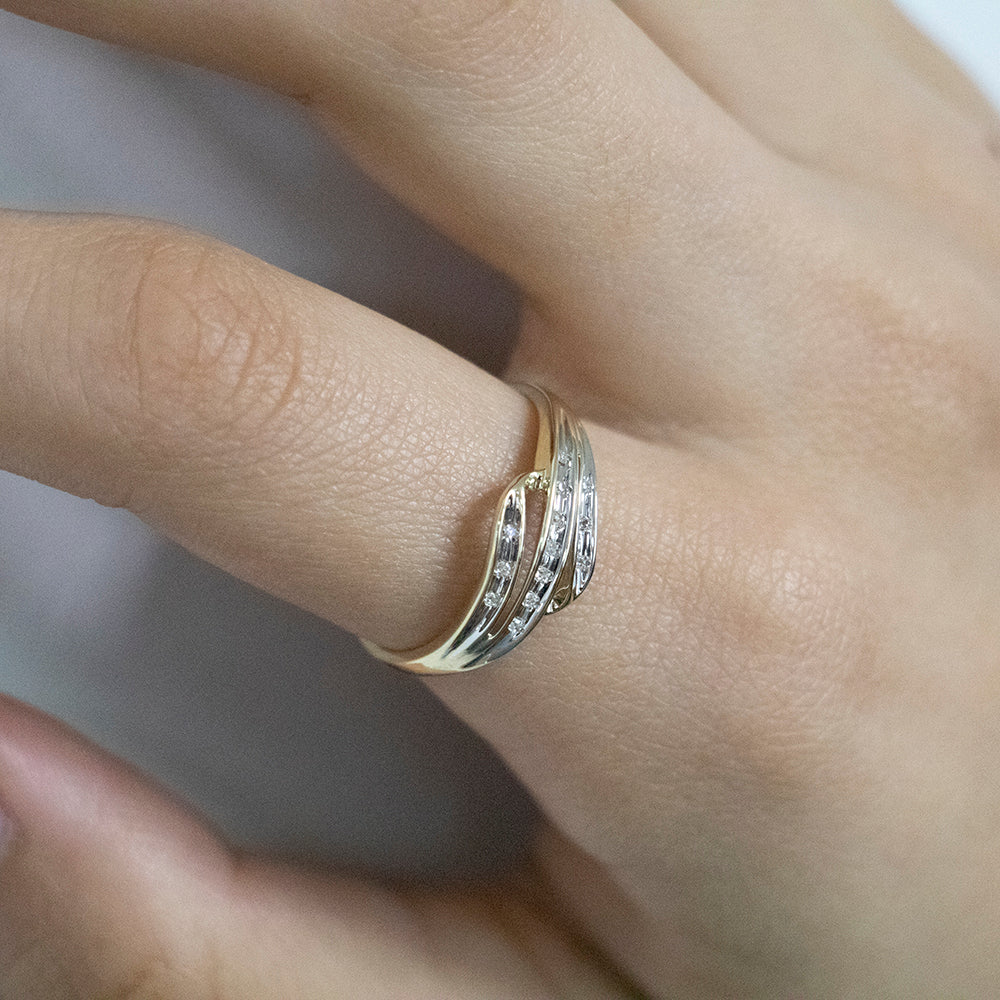 9ct Yellow Gold Diamond Alluring Ring - Image 3