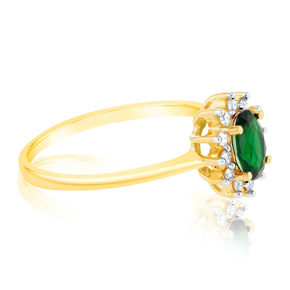 9ct Yellow Gold Diamond and Created Emerald Ring - Image 2