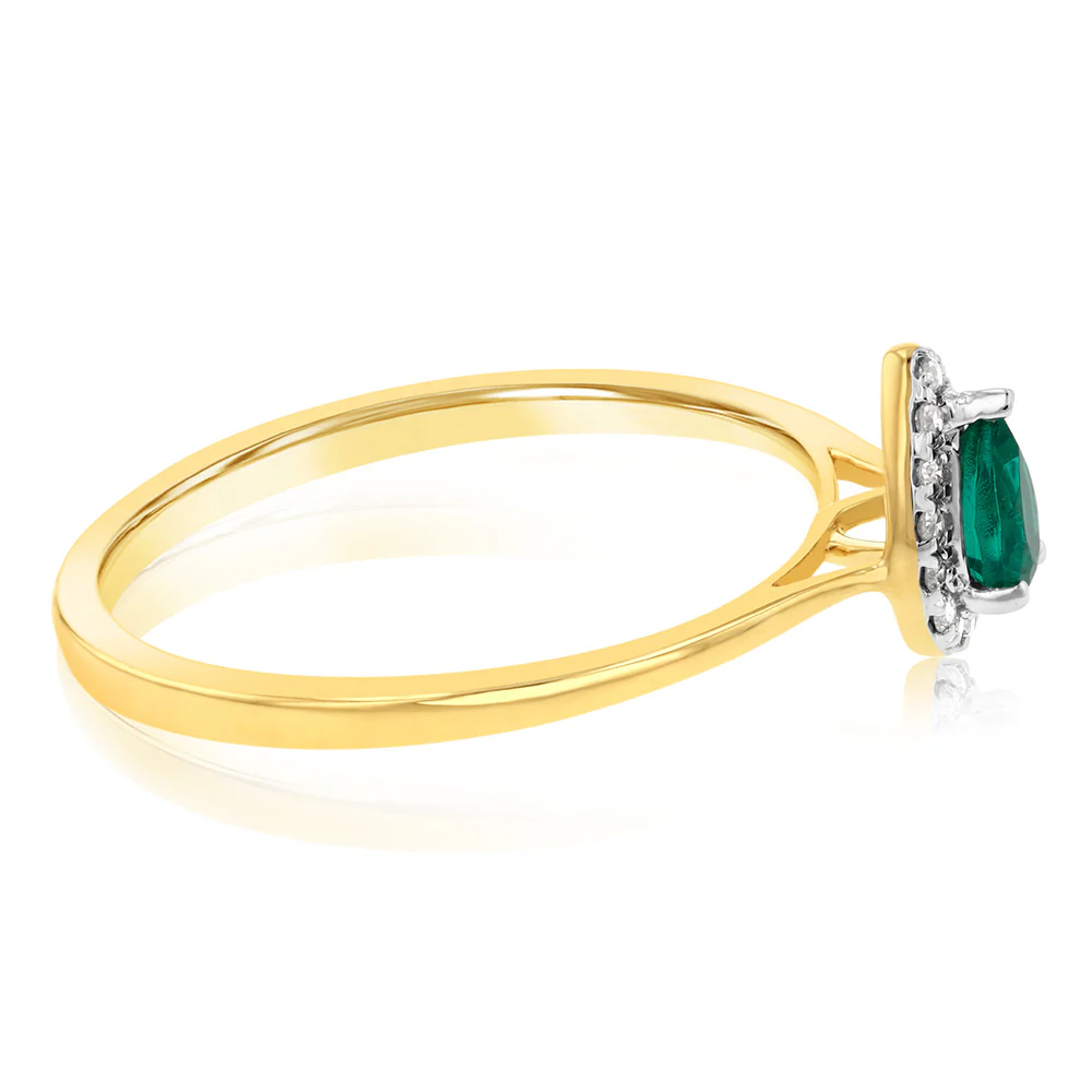 9ct Yellow Gold Diamond And Created Pear Emerald Ring - Image 2
