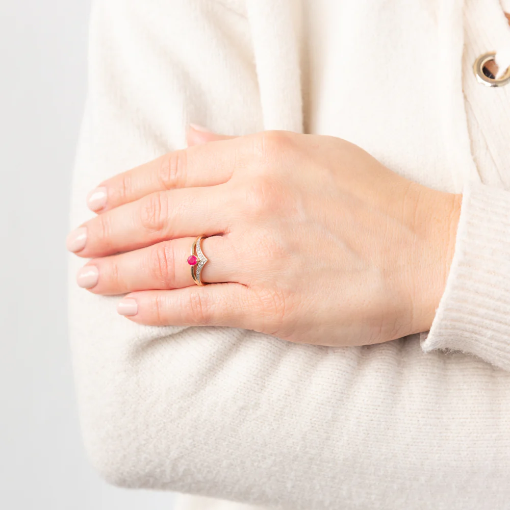9ct Yellow Gold Diamond And Created Round Ruby Ring - Image 3