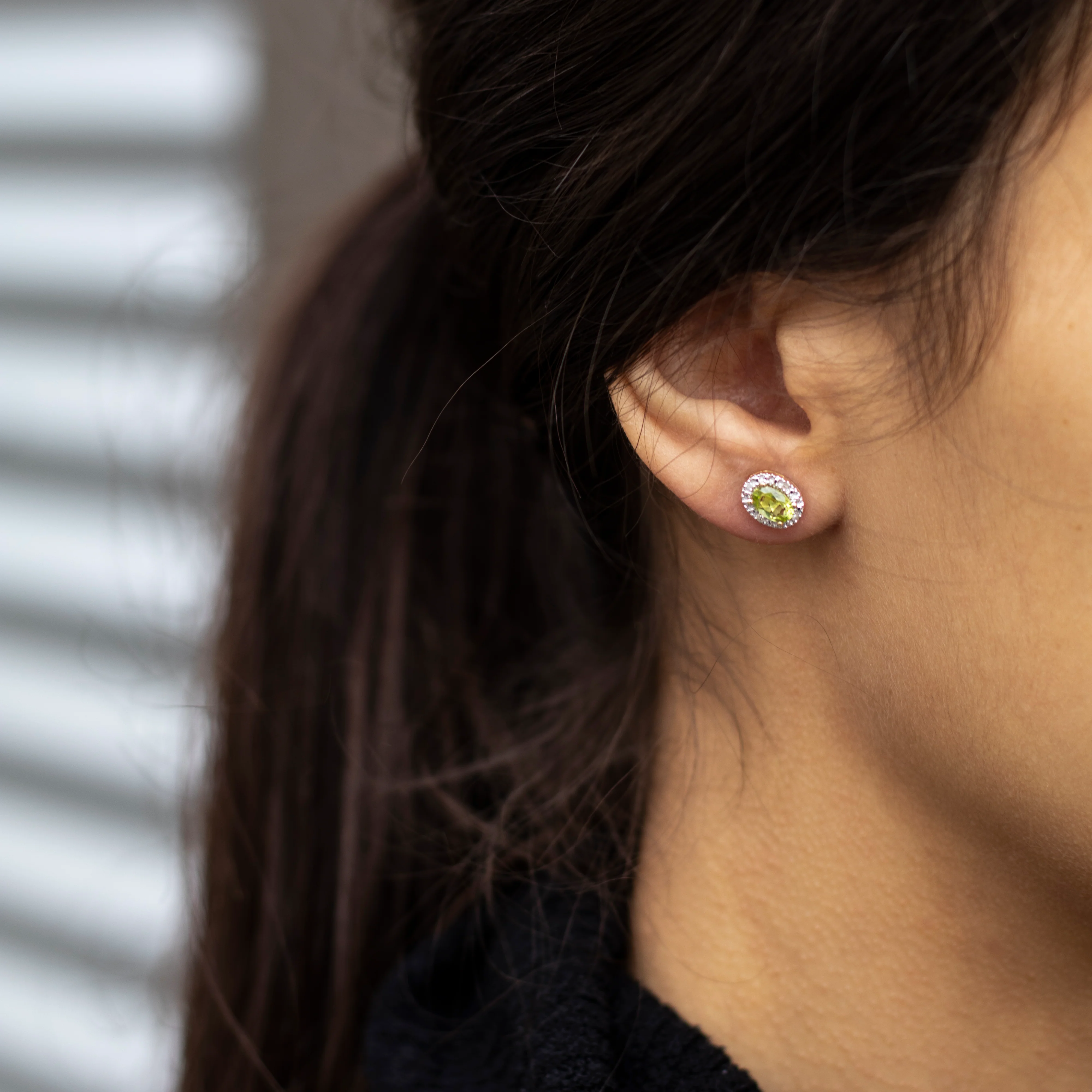 9ct Yellow Gold Diamond and Peridot Stud Earrings - Image 3