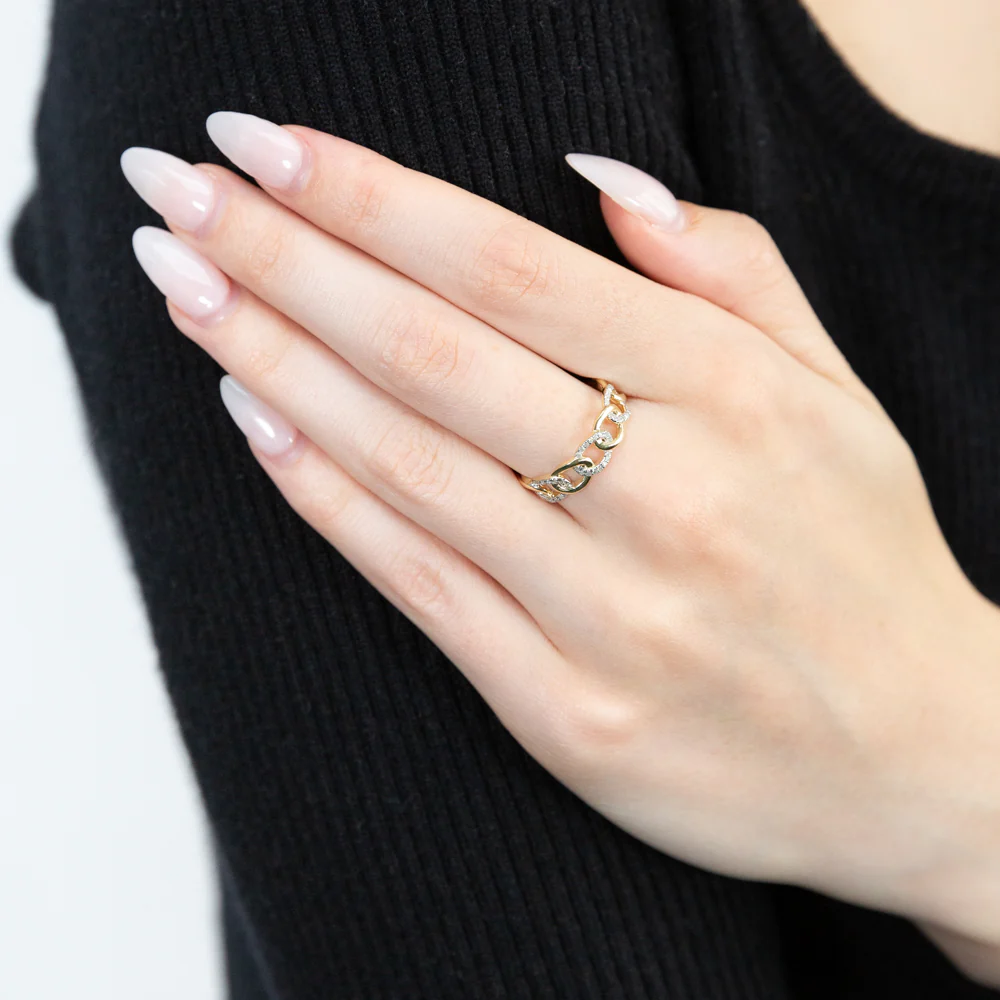 9ct Yellow Gold Diamond Chain Ring - Image 3