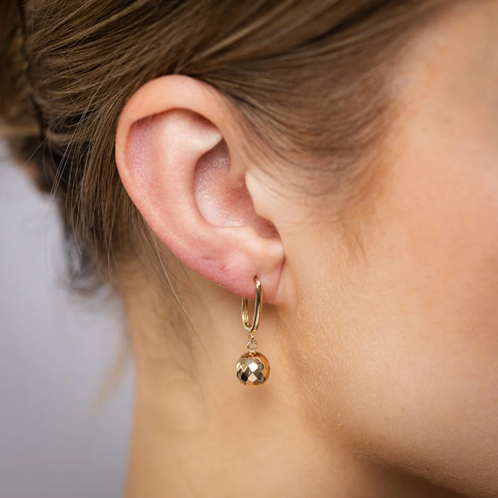 9ct Yellow Gold Diamond Cut Ball Hoop Earrings - Image 2