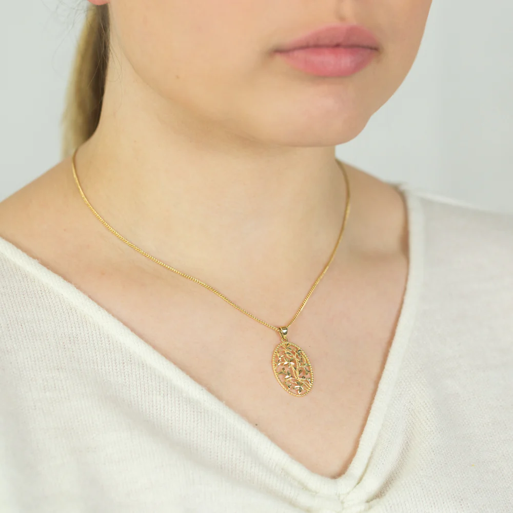 9ct Yellow Gold Diamond Cut Flower Pendant - Image 2