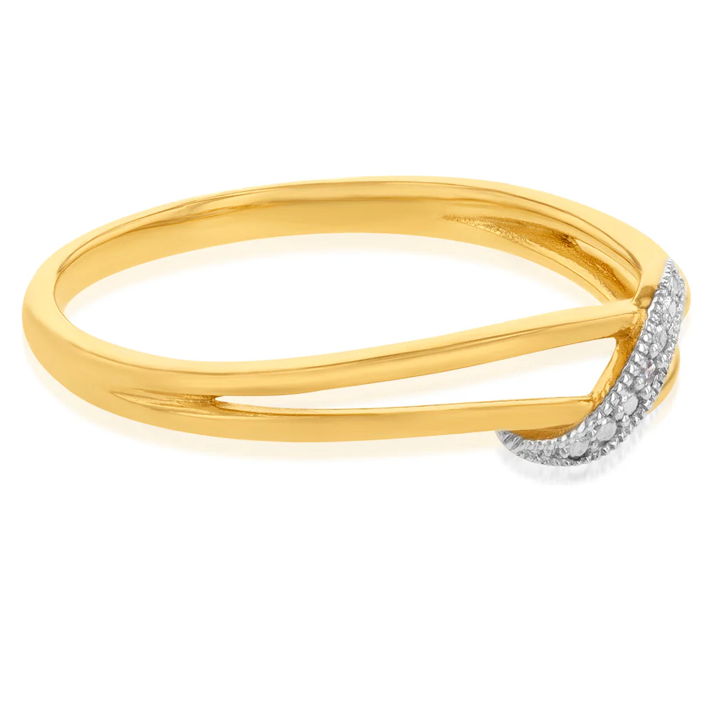 9ct Yellow Gold Diamond Ring - Image 2