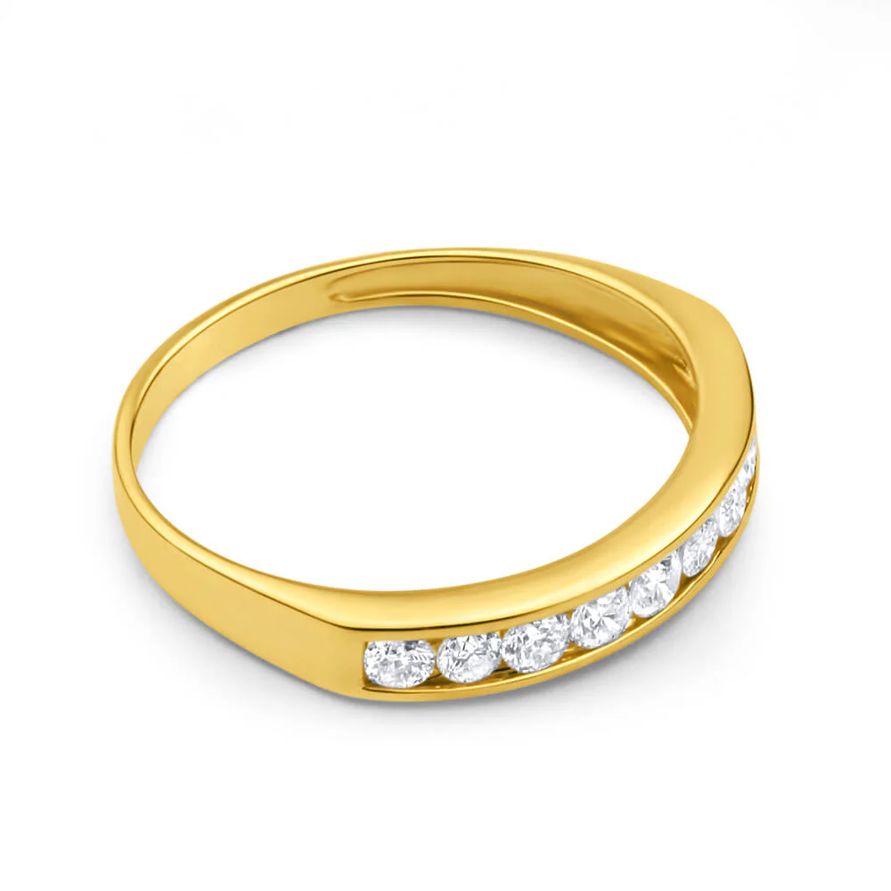 9ct Yellow Gold Diamond Ring Set with 10 Brilliant Cut Diamonds - Image 2