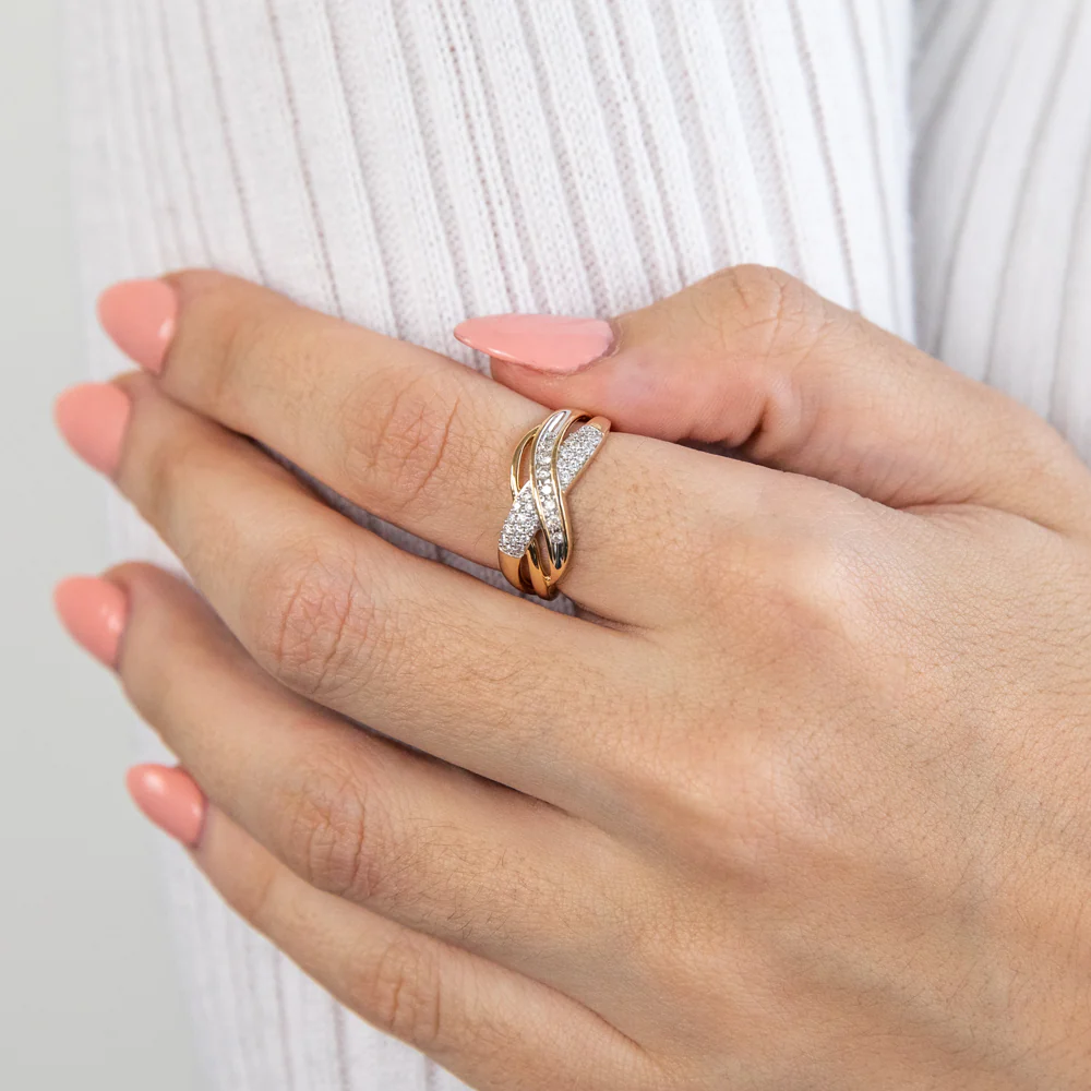 9ct Yellow Gold Diamond Ring Set With 35 Diamonds - Image 3