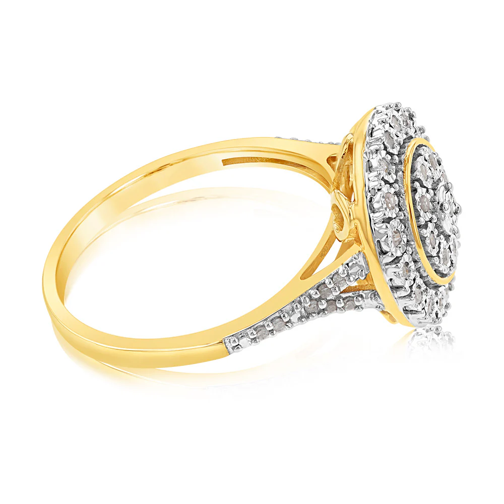 9ct Yellow Gold Diamond Ring With 35 Brilliant Cut Diamonds - Image 2