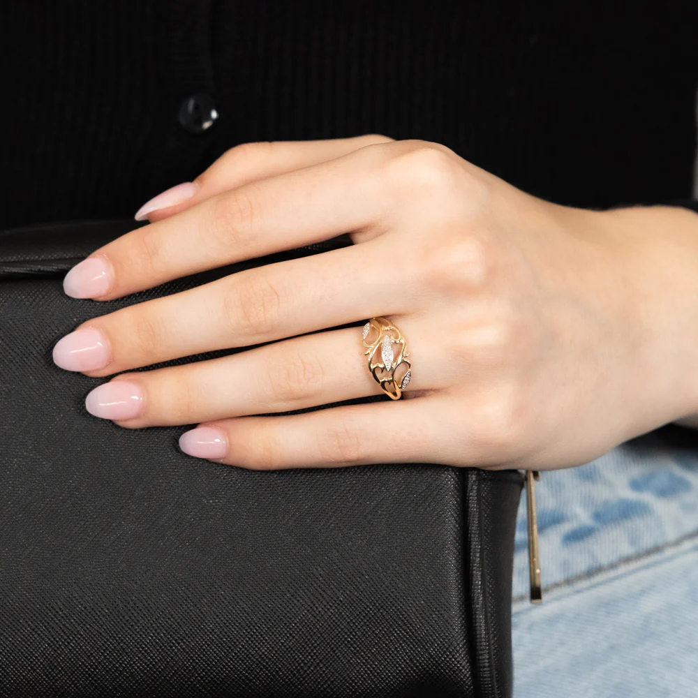 9ct Yellow Gold Diamond Ring with 5 Brilliant Cut Diamonds - Image 3