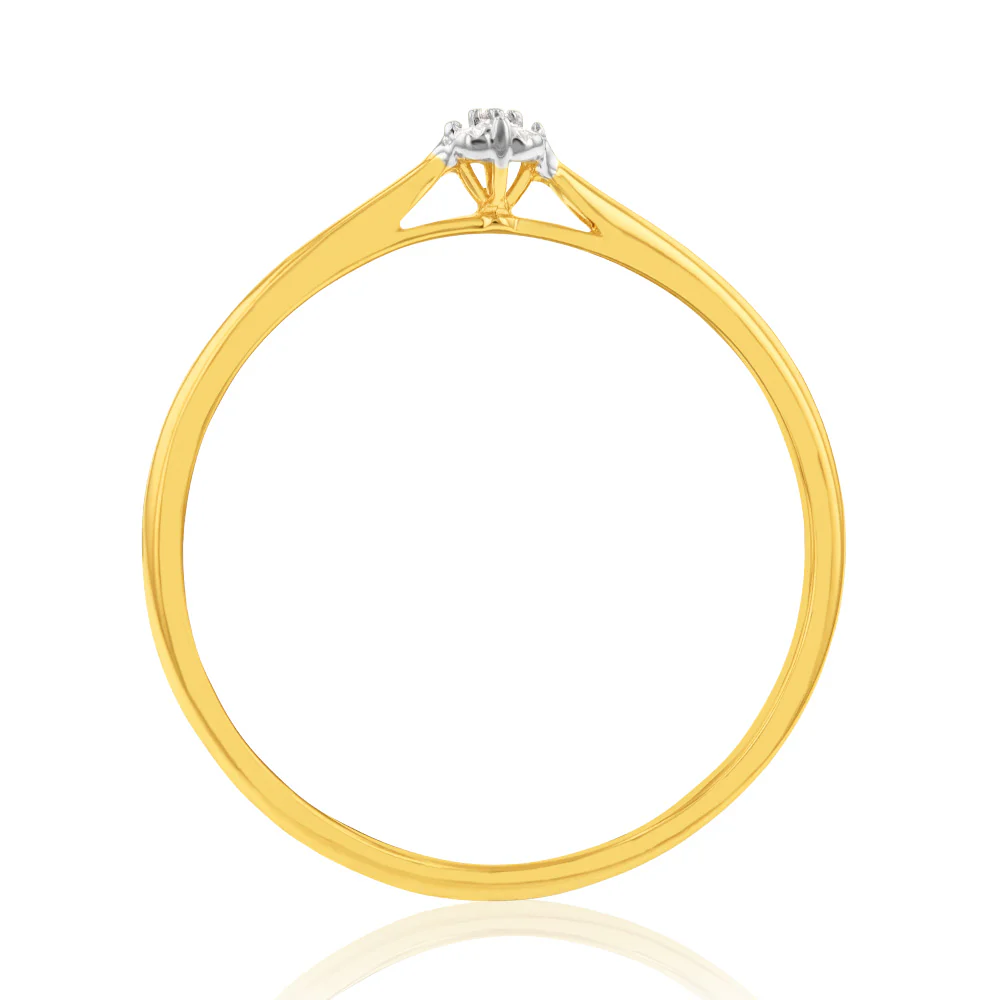 9ct Yellow Gold Diamond Solitaire Ring - Image 2