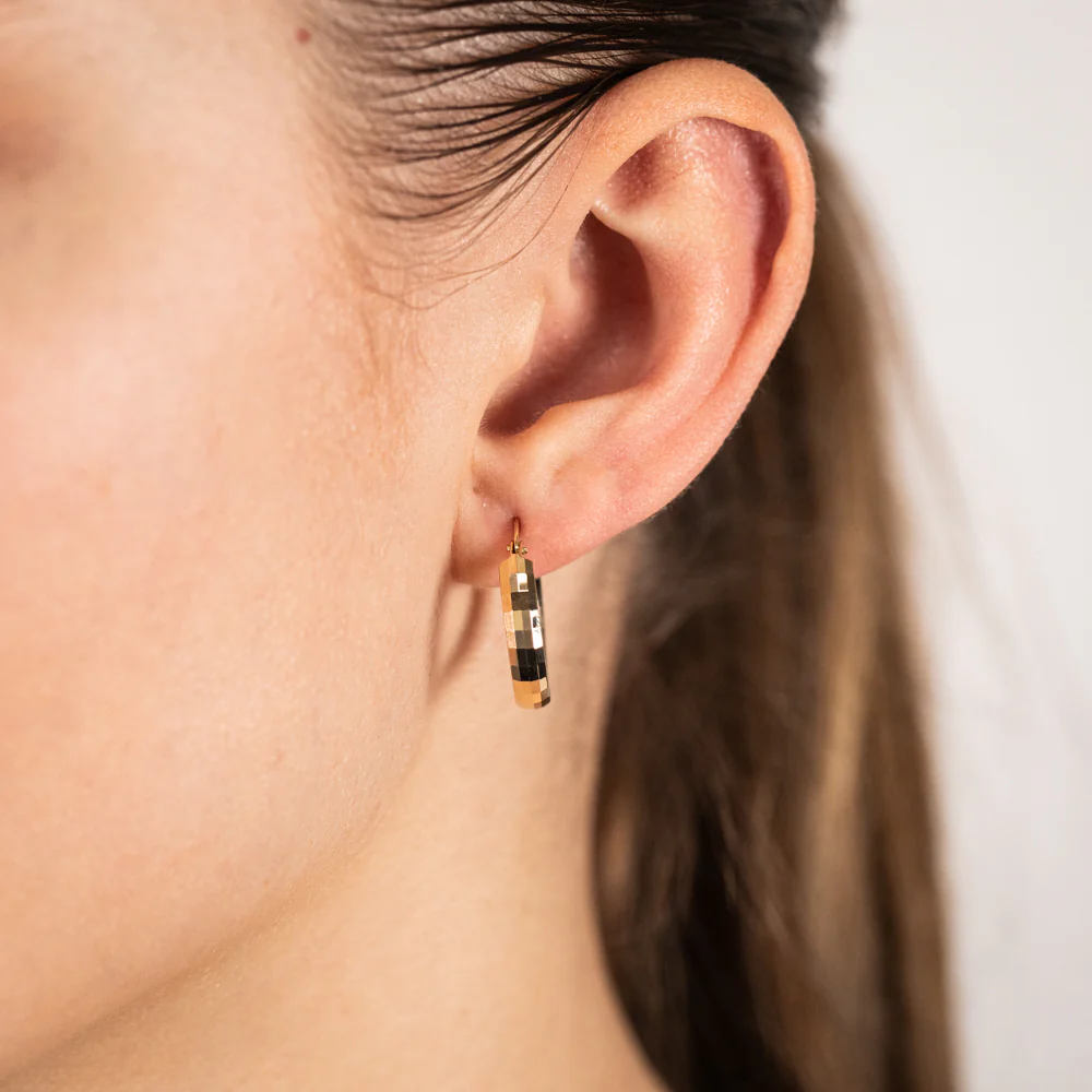 9ct Yellow Gold Double Side Diamond Cut Hoop Earrings - Image 2