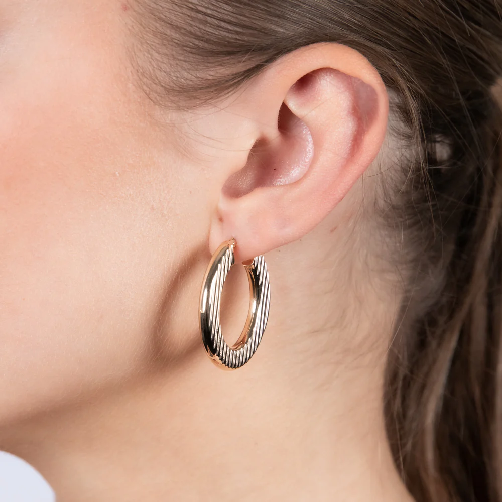 9ct Yellow Gold Double Side Textured Oval Hoop Earrings - Image 2