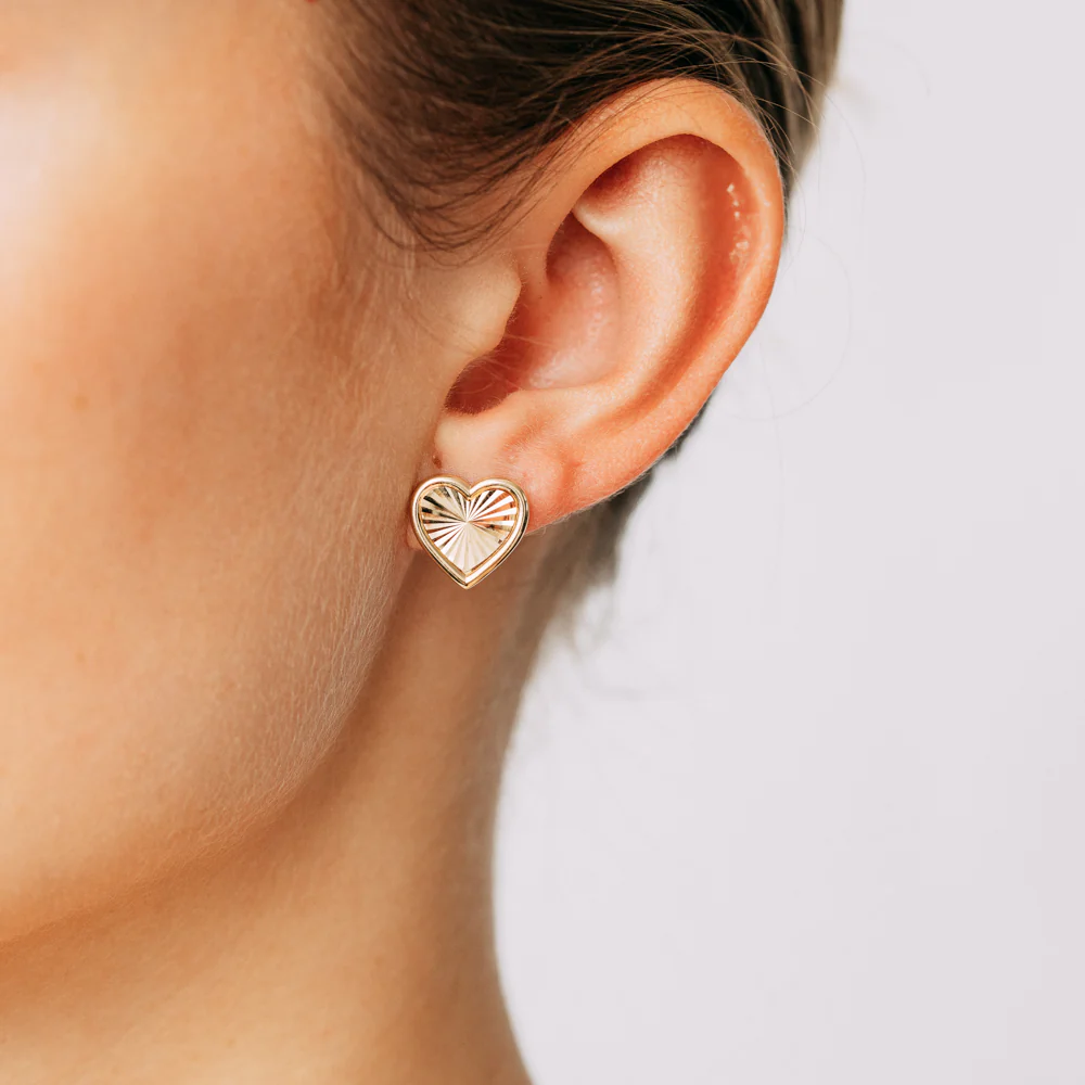 9ct Yellow Gold Fancy Dicut Heart Stud Earrings - Image 2