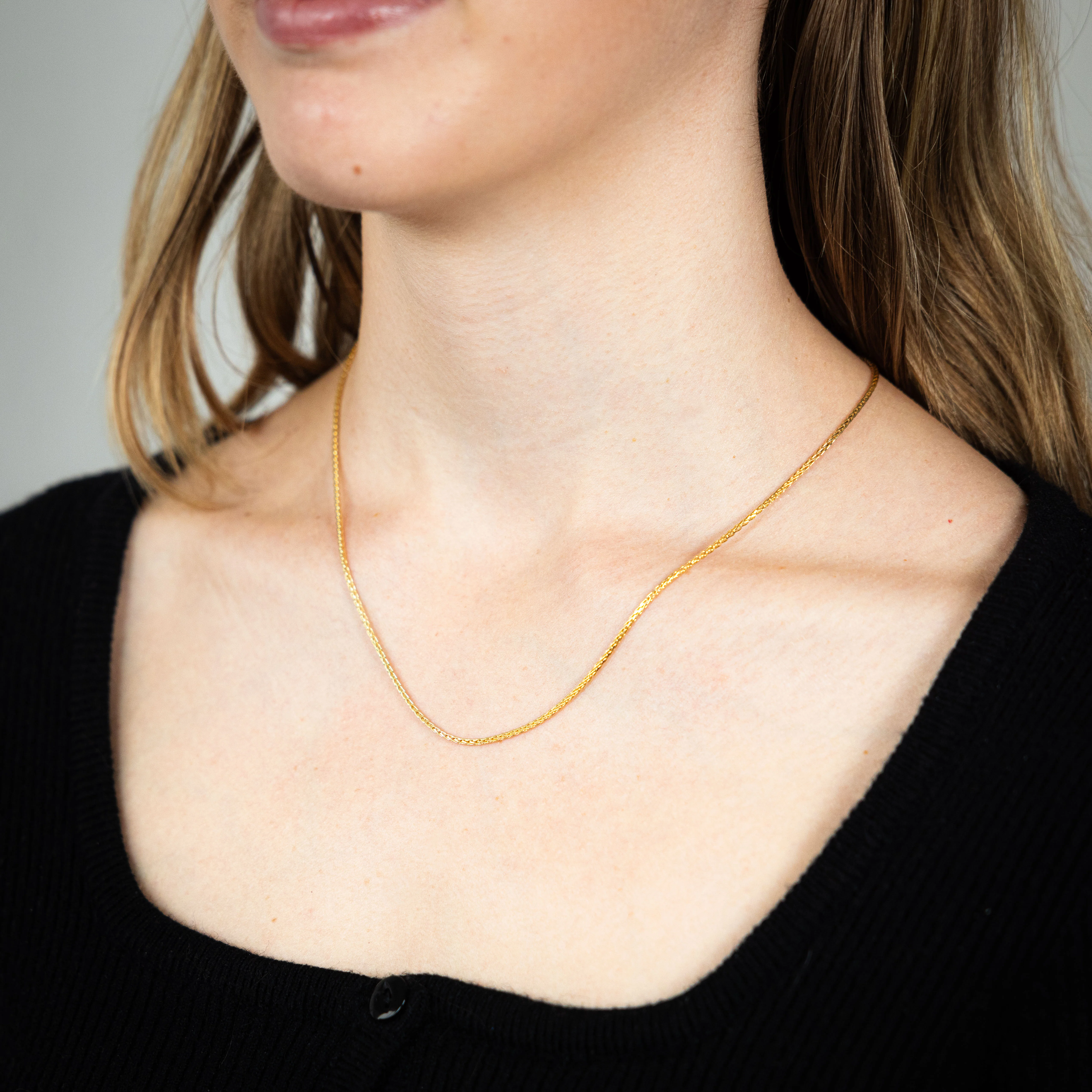 9ct Yellow Gold Fancy Wheat 45cm Chain - Image 3