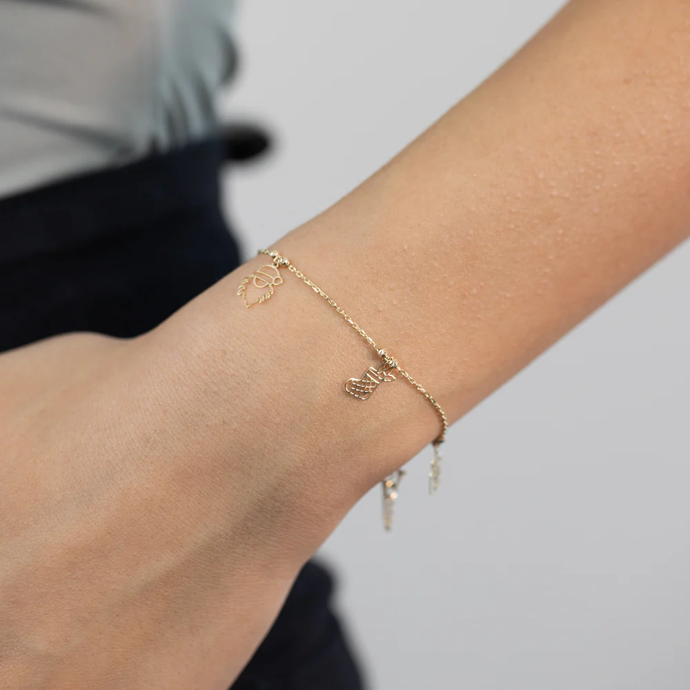 9ct Yellow Gold Five Christmas Charm Bracelet - Image 3